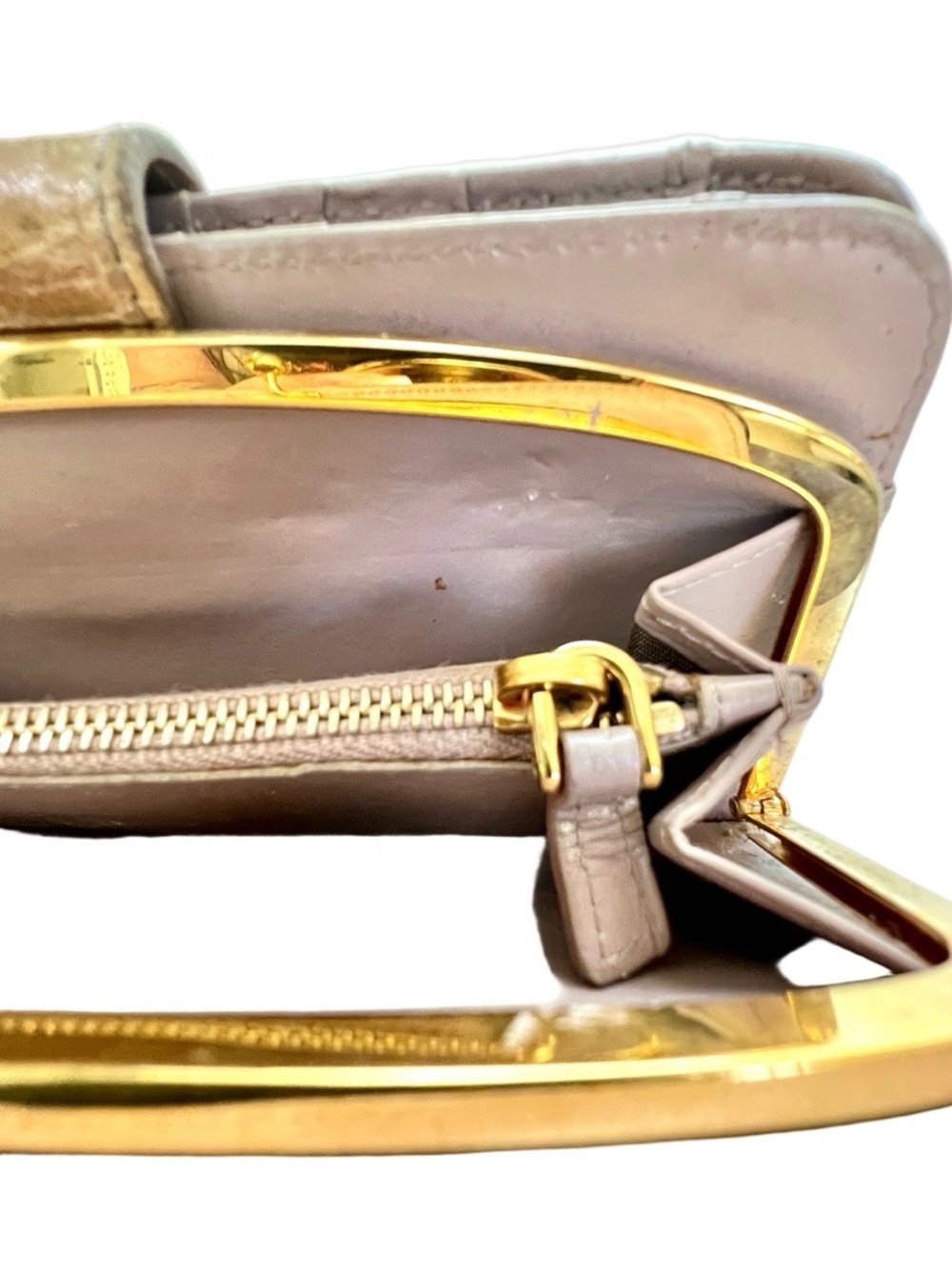 Miu Miu Croc-Embossed
Kisslock Wallet - Picture 9 of 15